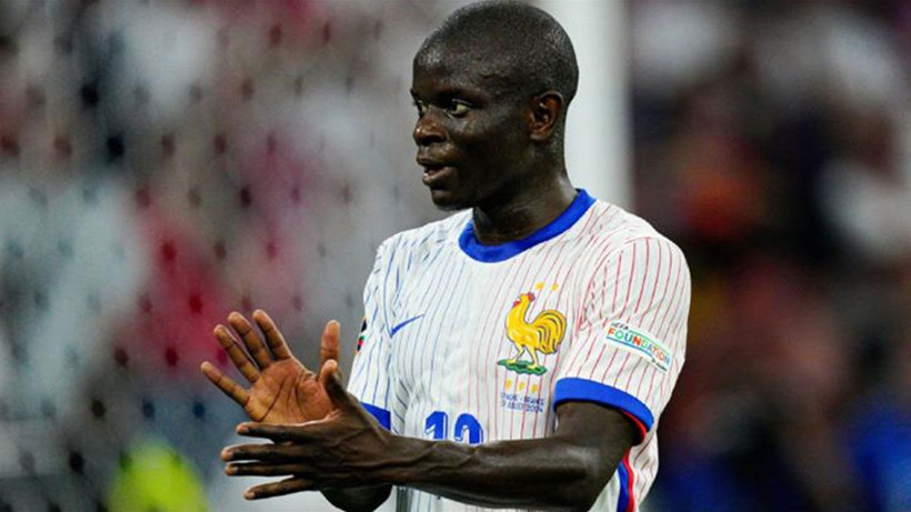 Ve Fenerbahçe yılın transferini sonunda bitirdi; Yıldız isim imzaya geliyor - Resim: 4