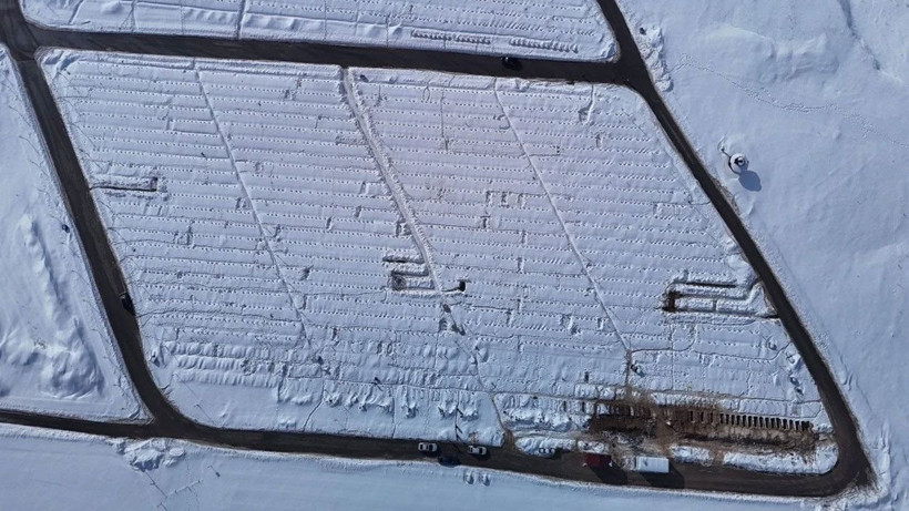 Sivas'ta yoğun kar yağışı! Mezarlık ziyaretleri zorlaştı - Resim: 4