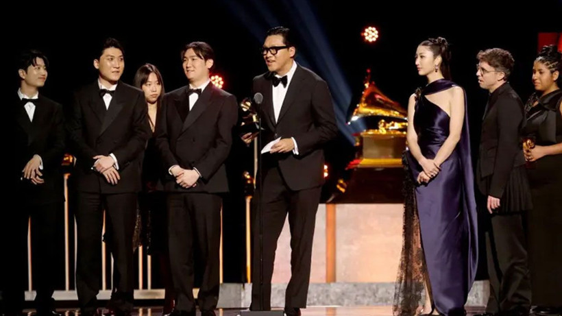 Grammy Ödülleri sahiplerini buldu! Protestolar kırmızı halıyı karıştırdı - Resim: 4