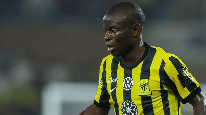 Süper Ligde sürpriz! N'Golo Kante, Fenerbahçe'de - Kanarya yıldız futbolcuyu resmen açıkladı - Resim: 2