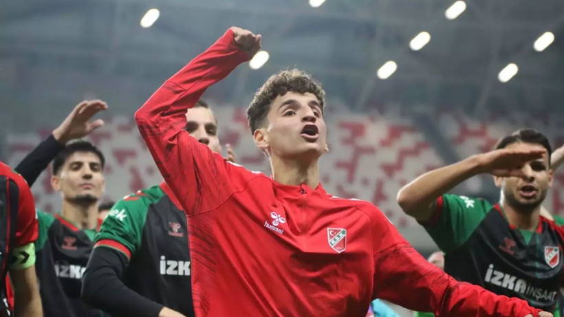 Fenerbahçe'den Acun Ilıcalı'ya transfer çalımı! Genç yıldız geliyor - Resim: 4