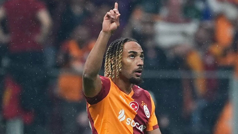 UEFA rejisi bu anları yayına vermedi! Sacha Boey'dan olay tepki - Resim: 3