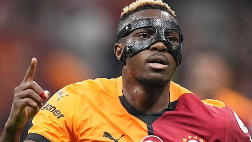 Victor Osimhen Okan Buruk'un yanında söyledi! Galatasaray camiasını yıkan sözler - Resim: 4