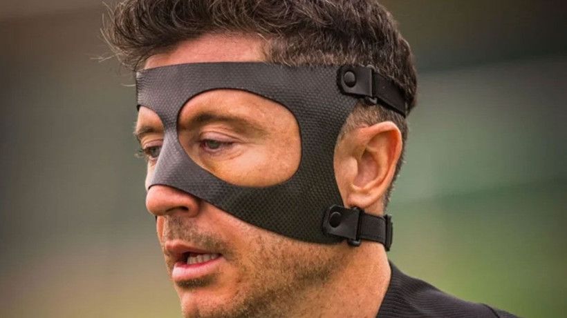 Robert Lewandowski antrenmana maskeyle çıktı - Resim: 2