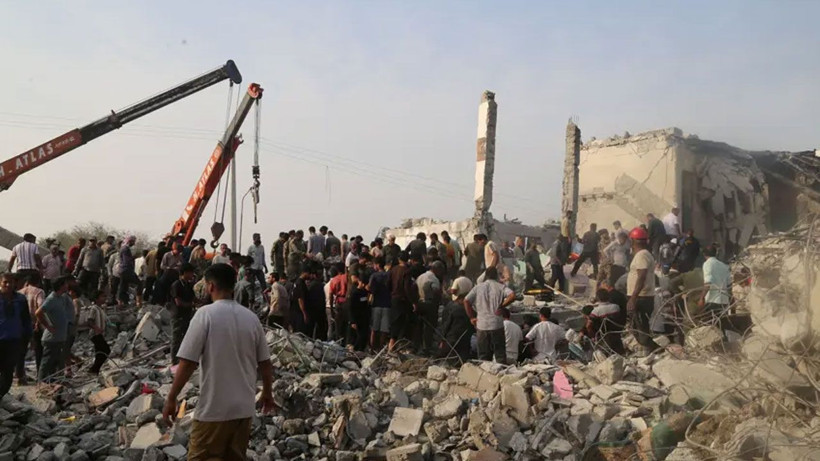 İran'a okul saldırısında çarpıcı ayrıntı! "Saldırı iki seferde gerçekleşti" - Resim: 2