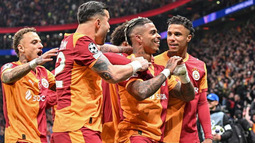 Galatasaray'dan tarihi galibiyet! Liverpool Ali Sami Yen cehenneminden çıkamadı - Resim: 1