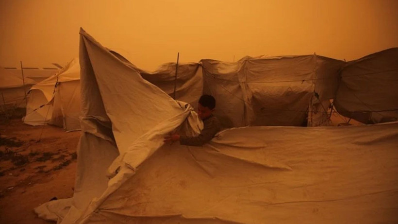 Gazze'de kum fırtınası Filistinlilere zor anlar yaşattı - Resim: 2