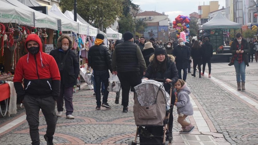Covid-19 havada 20 dakika kaldıktan sonra bulaşıcılığının çoğunu kaybediyor - Resim: 2
