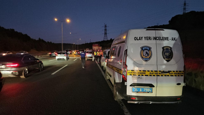 Eyüpsultan'da motosiklet hafriyat kamyonu ile çarpıştı - Resim: 2
