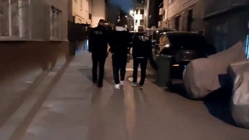 Bursa merkezli 3 ilde DEAŞ operasyonu: 10 gözaltı - Resim: 1