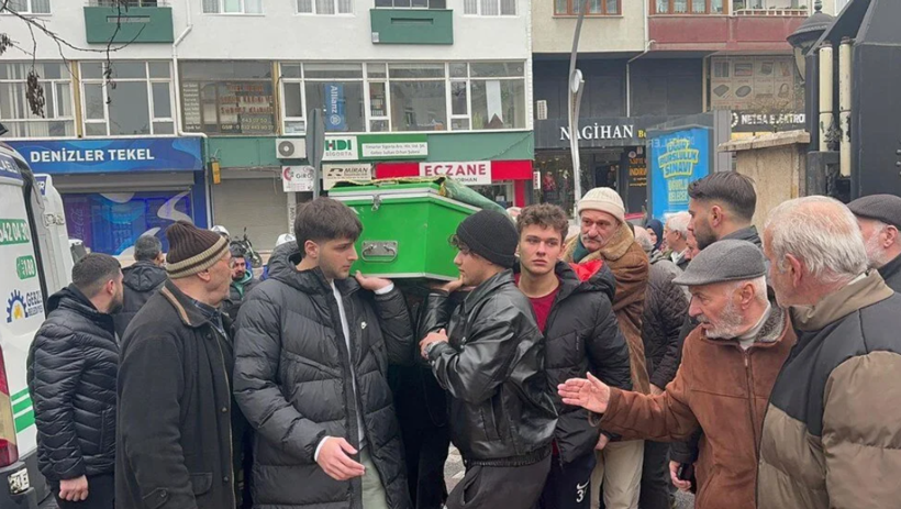 Milli judocu Emre'ye son veda: İkiz kardeşi tabutun başından bir an olsun ayrılmadı! - Resim: 1