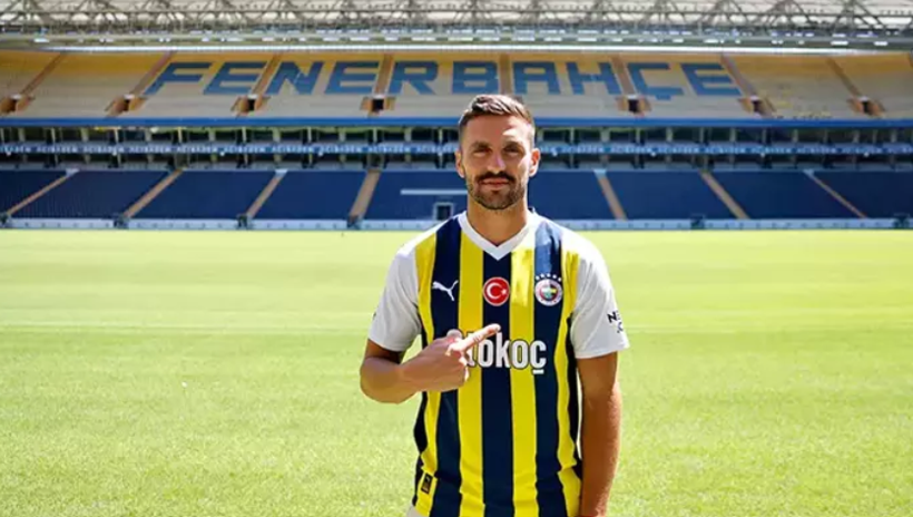Süper Lig'de biten tüm transferler listesi; İşte yaz transfer dönemine damga vuran isimler - Fotoğraf: 101
