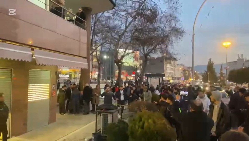 Karabük'te kuyumcu soygunu kamerada; 20 kilo altınla kaçtılar - Fotoğraf: 3