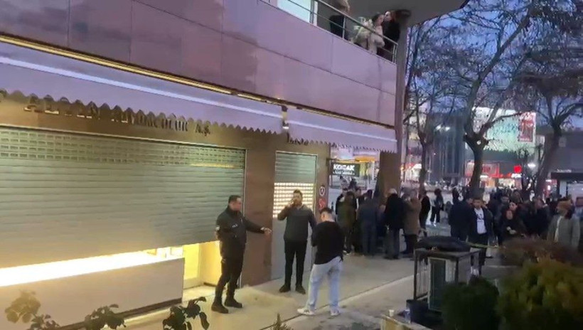 Karabük'te kuyumcu soygunu kamerada; 20 kilo altınla kaçtılar - Resim: 2