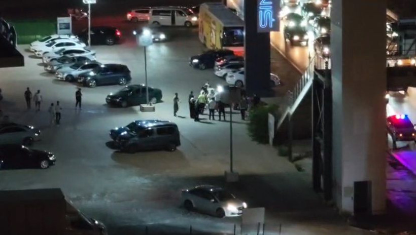 Ankara'da trafik kazası sonrası kavga kamerada - Resim: 2
