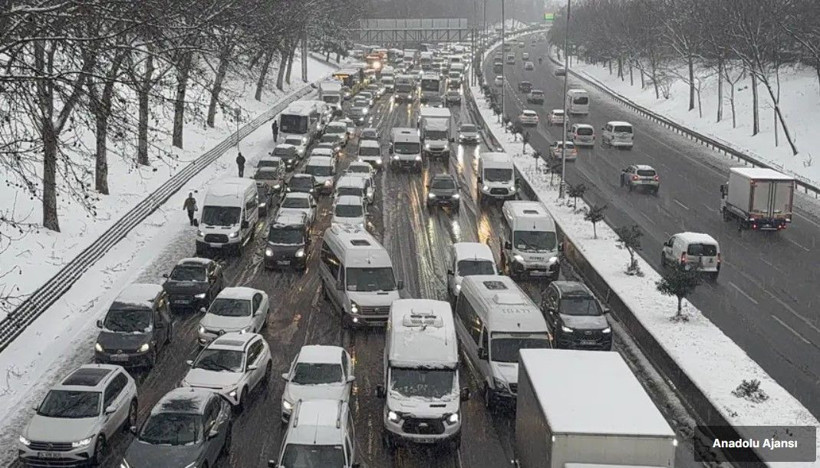 İstanbul'da kar yağışı ne kadar sürecek? Yarın sabaha dikkat! - Resim: 1