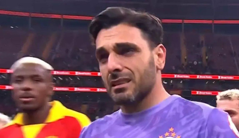 Günay Güvenç'e tepki sonrası sahada gözyaşlarını tutamadı! - Fotoğraf: 3