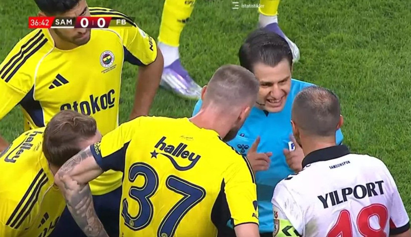 Samsunspor-Fenerbahçe maçında büyük tartışma! Gol ofsayt gerekçesiyle iptal edildi... Tartışmalar başladı! - Resim: 4