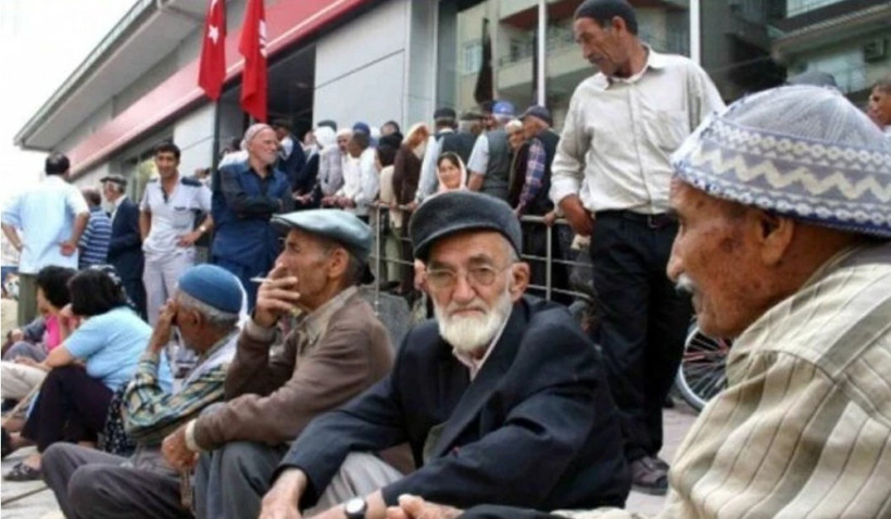 Milyonlar bunu bekliyor: Kademeli emeklilik olacak mı? - Fotoğraf: 2