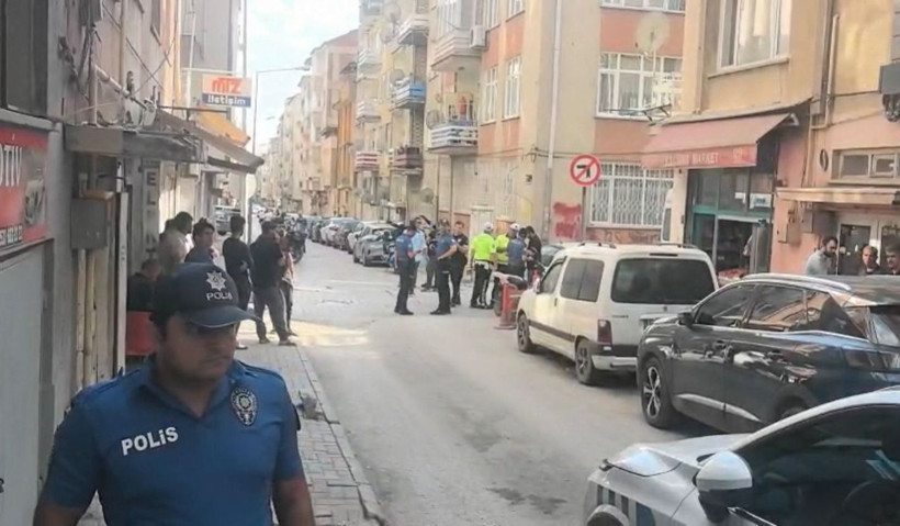 Minibüsün çarptığı 2 yaşındaki Ekrem, öldü - Fotoğraf: 3