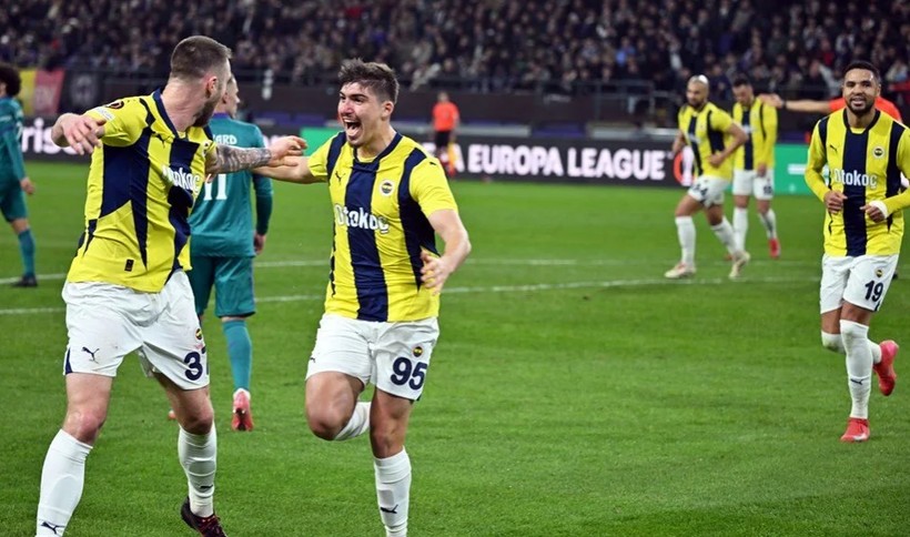 Fenerbahçe kasasını ağzına kadar doldurdu! UEFA Avrupa Ligi'nde tur ilaç gibi geldi - Resim: 1