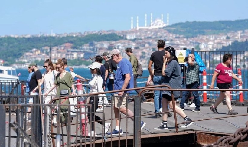 Aşırı sıcaklar geliyor: Bazı iller 45 dereceyi görecek! İşte bölge bölge hava durumu... - Resim: 4