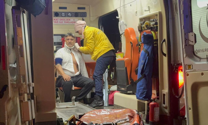 Tekirdağ'da yolcu otobüsü ile halk otobüsü çarpıştı - Resim: 1