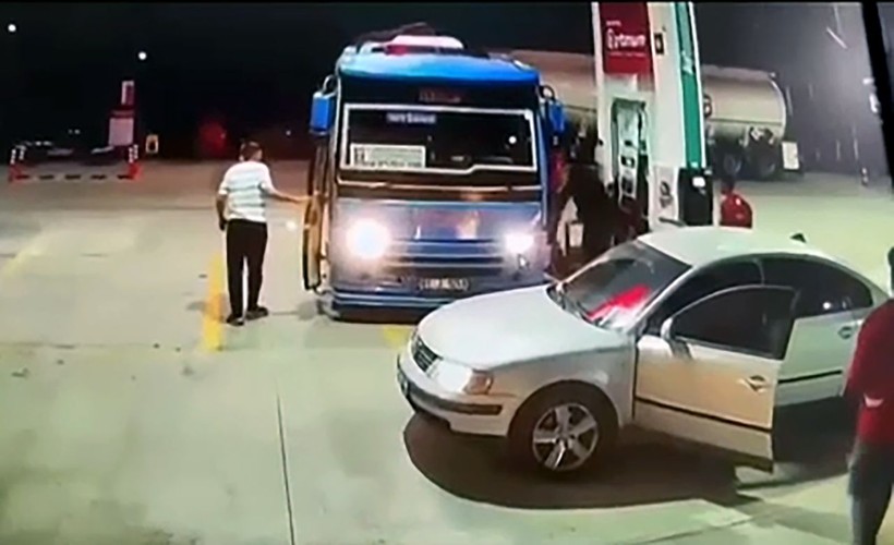 Hatlarına dahil edilen özel halk otobüslerine taş, sopa ve tabancayla saldırdılar - Resim: 4