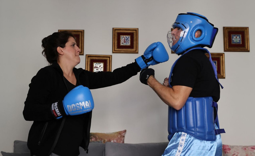 Tescilli 'Mazlum'! Ekmek parasını 11 yıldır dayak yiyerek çıkarıyor - Resim: 4