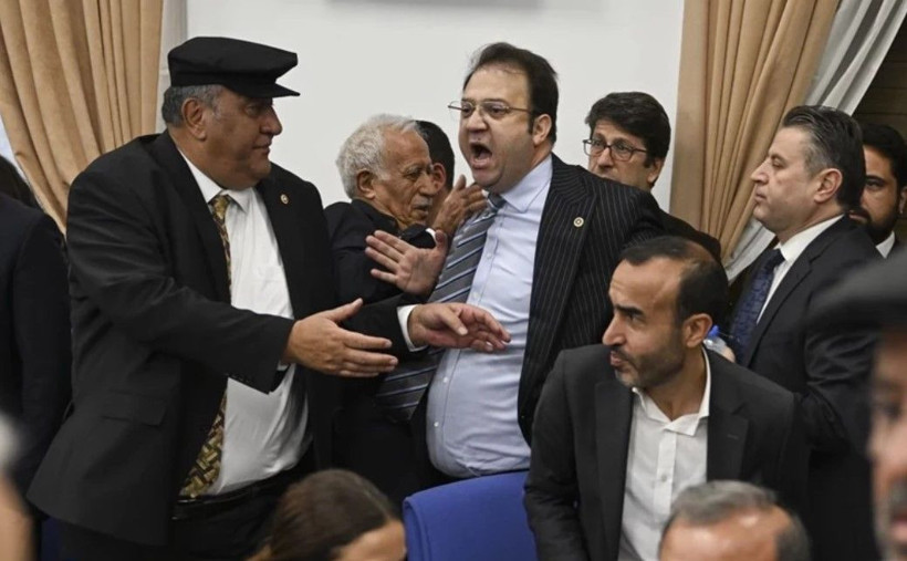 Komisyonda gergin anlar! AK Partili ve CHP'li vekil arasında sesler yükseldi - Resim: 4