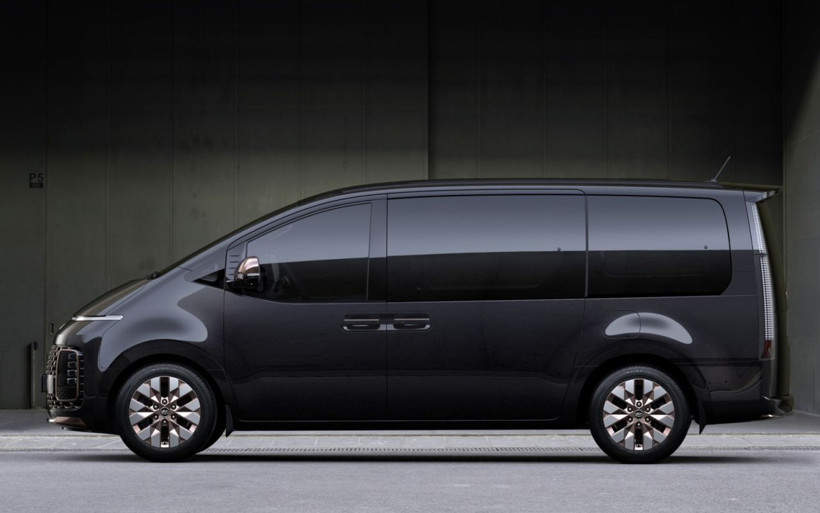 Hyundai'den rakiplerine büyük çelme! Minivan değil sanki uzay mekiği - Resim: 3