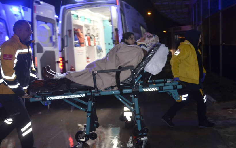 Samsun'da zincirleme kaza: 5 yaralı - Resim: 4