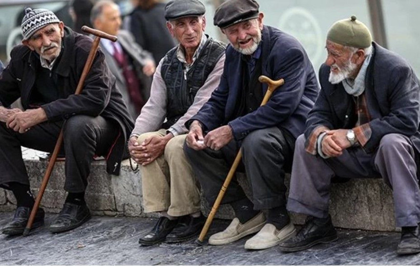 2026 Ocak için en düşük emekli maaşı kaç lira olacak? Ne kadar zamlanacağını hesapladık - Resim: 2
