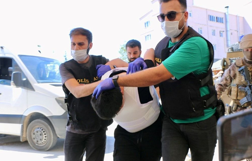 Eskişehir’de bıçaklı, baltalı dehşet: Saldırgan tutuklandı - Resim: 3