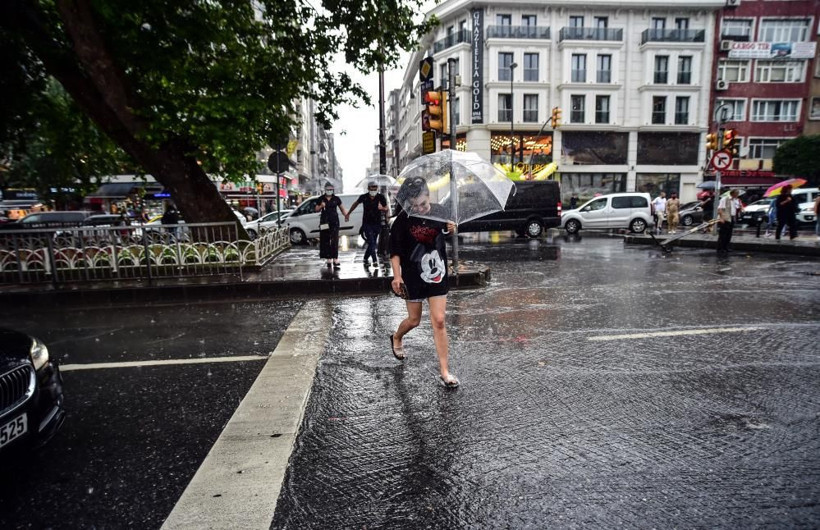Meteoroloji'den çok sayıda il için gök gürültülü sağanak uyarısı - Fotoğraf: 10