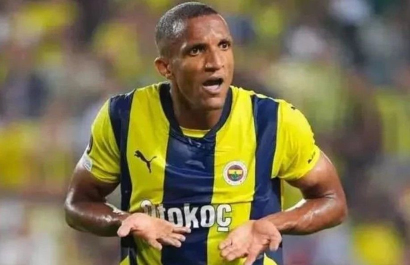 Operasyon başladı! Fenerbahçe'de 17 isimle vedalaşılıyor - Fotoğraf: 8
