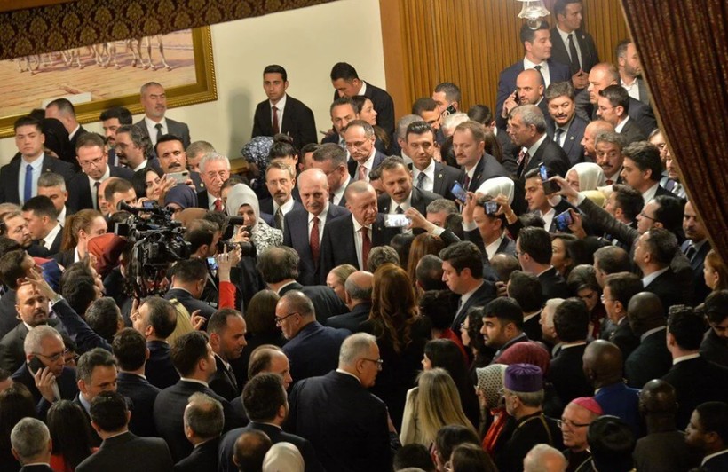 Cumhurbaşkanı Erdoğan: Özgür Özel ile haftaya görüşeceğiz - Resim: 2