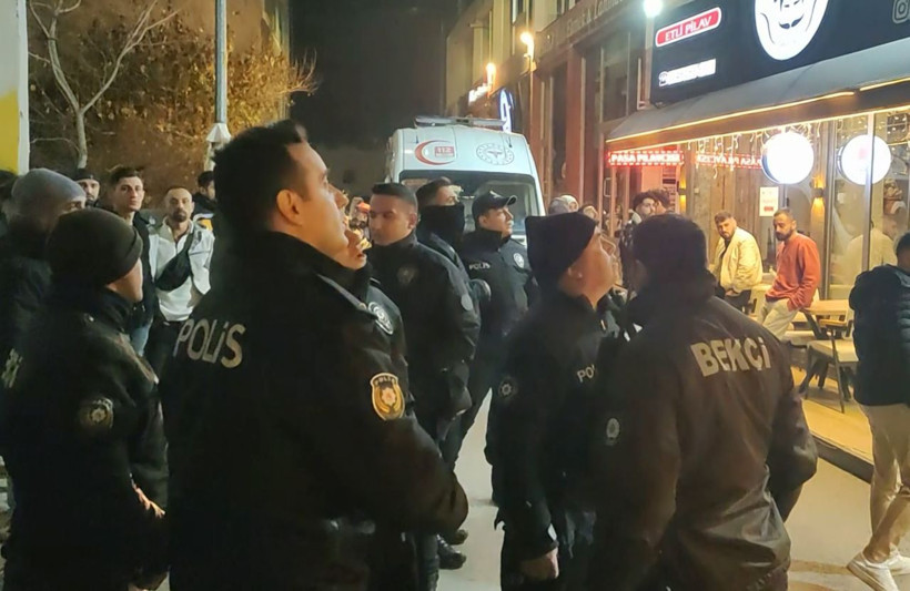 Üçüncü kattan ikinci katın balkonuna düşen çocuk ağır yaralandı - Resim: 3