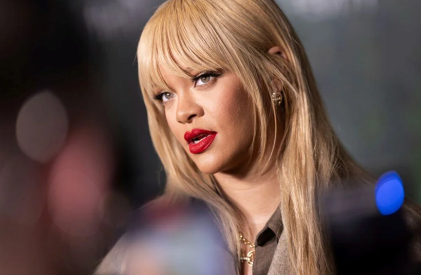 Rihanna artık resmen sarışın! Yeni imajıyla boy gösterdi - Resim: 3