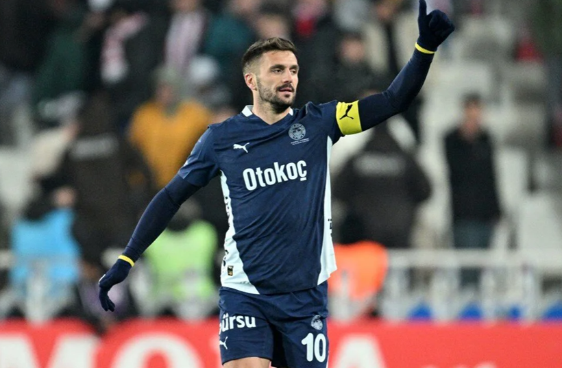 Fenerbahçe'de yaprak dökümü; İlk isme güle güle - Resim: 3