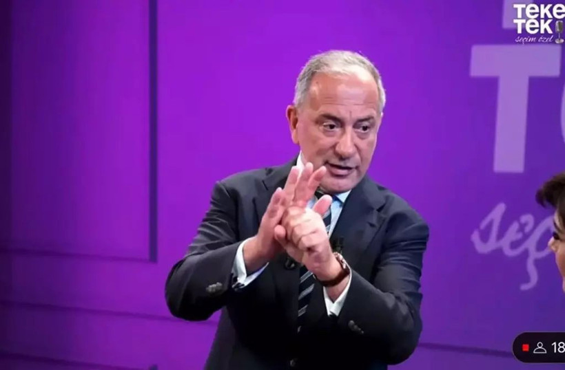 Fatih Altaylı'dan olay hareket! Turgut Özal örneğinden bahsederken bu hareketi yaptı - Resim: 4