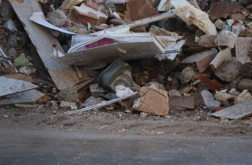 Gebze'de çöken binada 4 kişi öldü: Bilir ailesinden geriye bu not ve fotoğraf kaldı - Fotoğraf: 2