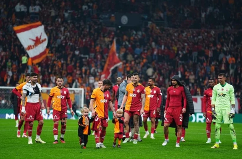 Galatasaray'da Okan Buruk kararını verdi; Şok ayrılık! Yıldız isim gidiyor - Resim: 4