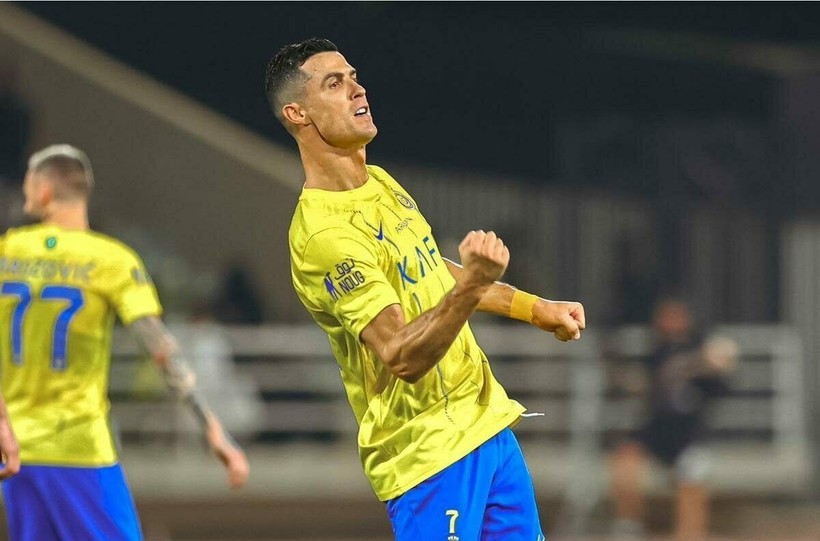 Cristiano Ronaldo'nun cezası belli oldu! Skandal hareketle gündem olmuştu - Resim: 4