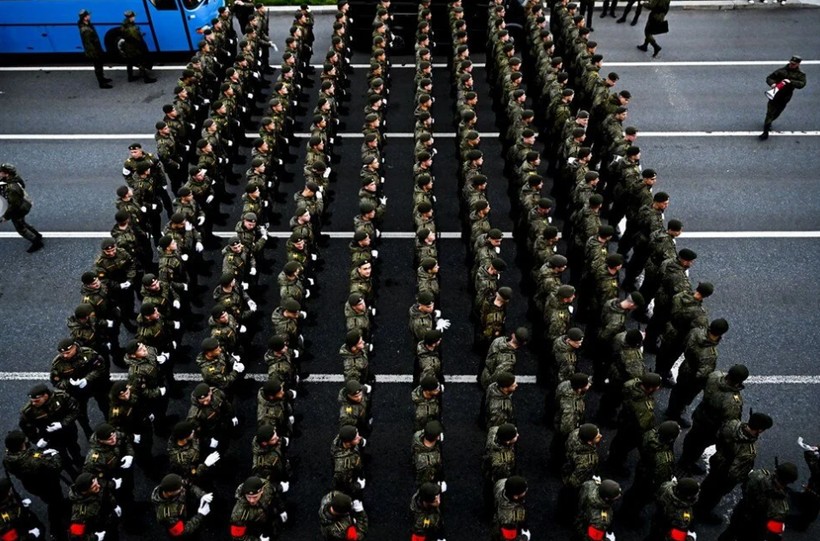 Tanklar Moskova sokaklarında: Rus ordusu şehirde prova yaptı - Resim: 4