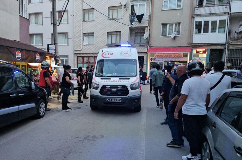 Edirne’de 2 grup arasında bıçak ve sopalı kavga - Resim: 2