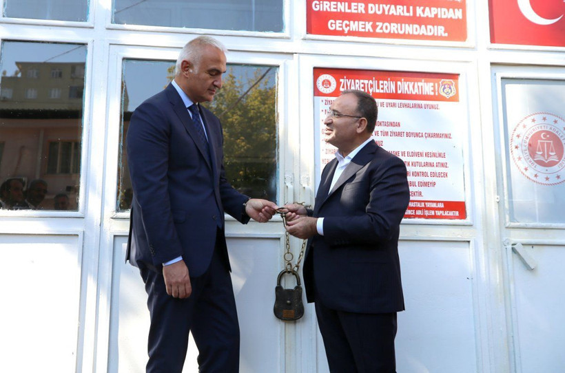 Diyarbakır Cezaevi'ne kilit vuruldu: Tarihi anlar böyle görüntülendi - Fotoğraf: 7
