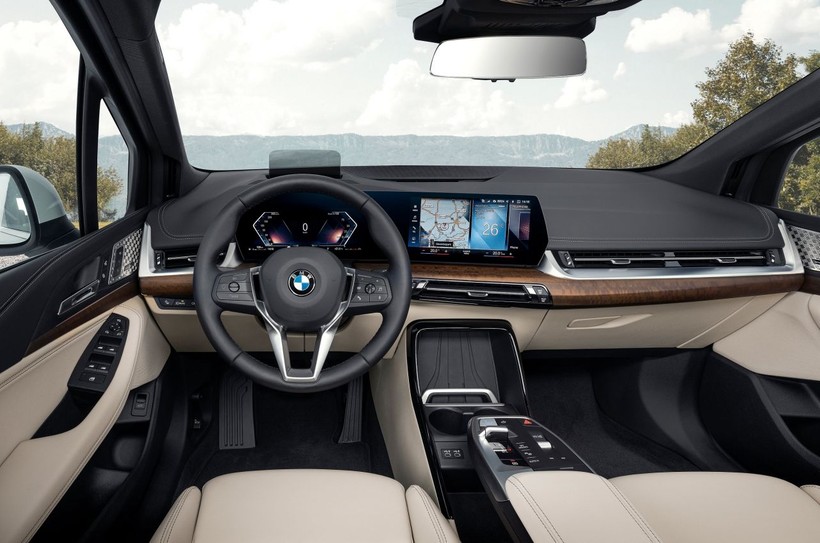 Yeni BMW 2 Serisi Active Tourer ön siparişle Türkiye’de yollara çıkıyor - Resim: 1