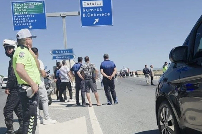 Çatalca'da feci kaza: Astsubay hayatını kaybetti, iki uzman çavuş yaralandı - Resim: 2