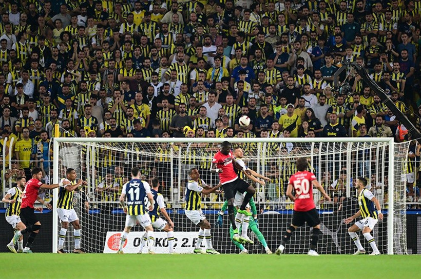 Fenerbahçe - Gaziantep FK maçı için spor yazarları ne dedi? 'Sezonu bitirmesi çok zor, transfer gerekiyor!' - Fotoğraf: 14